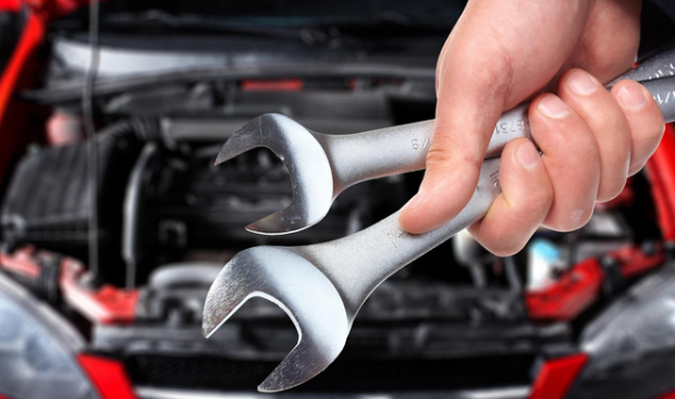 Como economizar e fazer a manutenção preventiva do carro em casa?