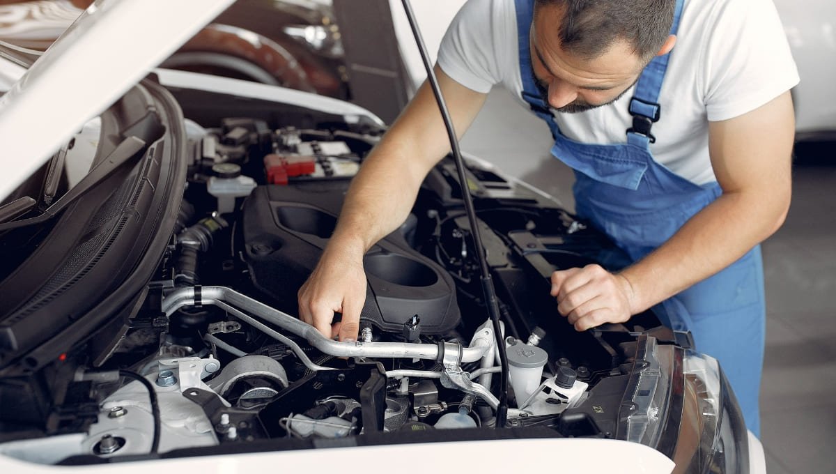 Como economizar com a manutenção do seu carro?